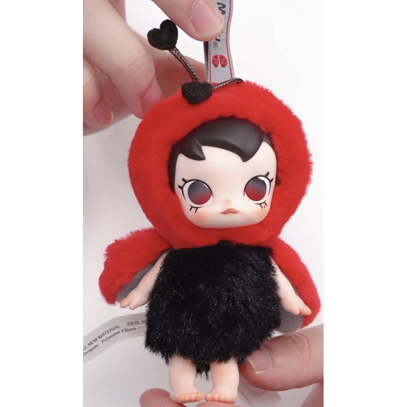 Baby Molly Buggy Roam Vinyl Plush Blind Box Series: Strolling Ladybug (Confirmed Style)