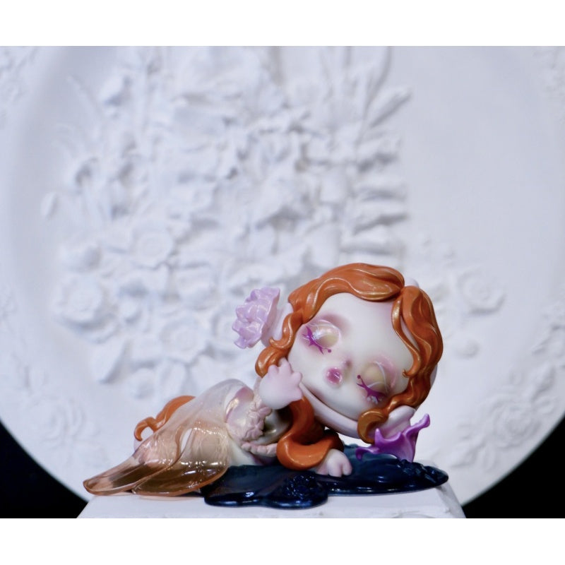 Skullpanda Petals in Four Acts Blind Box Series: The Submerged Wreath (Confirmed Style)